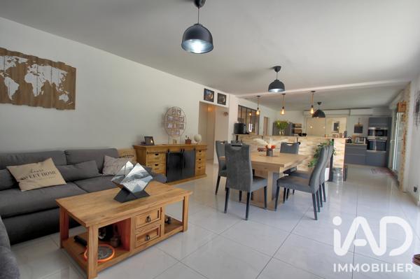 Maison à vendre 5 pièces 133 m² Grasse
