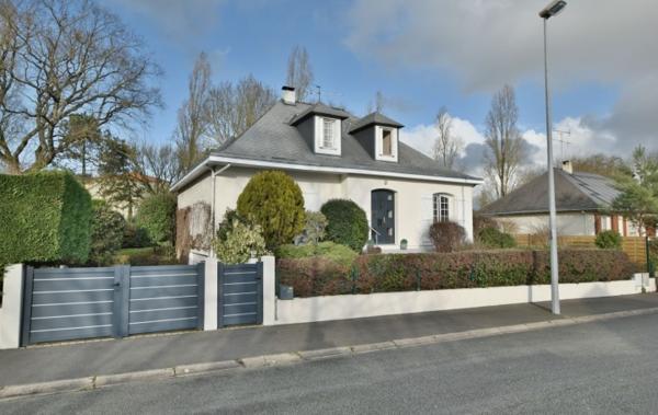 Vente Maison Réf : Chêne à rafraîchir Cholet   