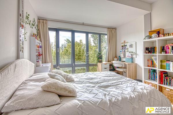 Louveciennes Les Soudanes Maison contemporaine 5 pièces de 160 m² sur parcelle de 430 m² 990 000 € **  - Référence  27587