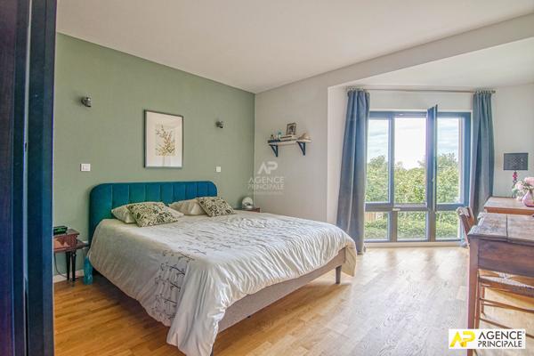 Louveciennes Les Soudanes Maison contemporaine 5 pièces de 160 m² sur parcelle de 430 m² 990 000 € **  - Référence  27587