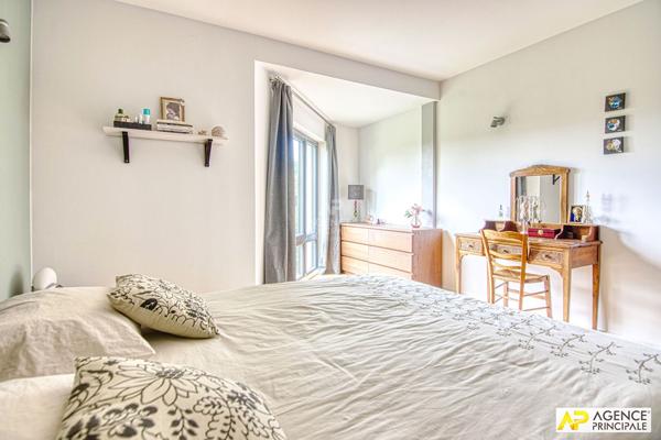 Louveciennes Les Soudanes Maison contemporaine 5 pièces de 160 m² sur parcelle de 430 m² 990 000 € **  - Référence  27587