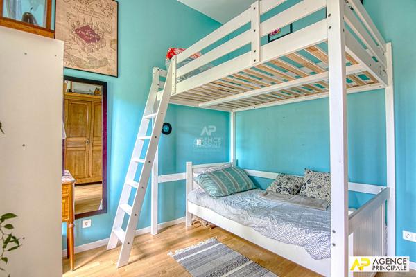 Louveciennes Les Soudanes Maison contemporaine 5 pièces de 160 m² sur parcelle de 430 m² 990 000 € **  - Référence  27587