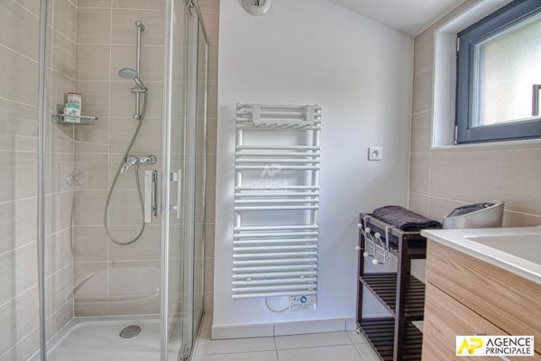 Louveciennes Les Soudanes Maison contemporaine 5 pièces de 160 m² sur parcelle de 430 m² 990 000 € **  - Référence  27587