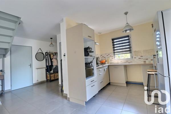 Maison à vendre 4 pièces 90 m² Courthézon