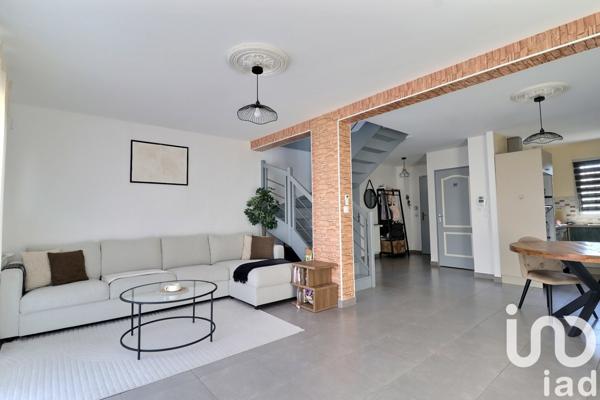 Maison à vendre 4 pièces 90 m² Courthézon