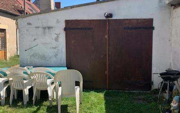 Immeuble à vendre    4 pièces • 115 m2 Saint-Éloi