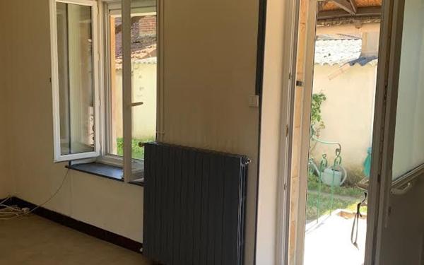 Immeuble à vendre    4 pièces • 115 m2 Saint-Éloi