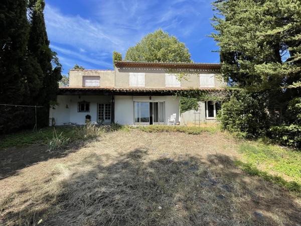 Villa 7 pièce(s) 4 chambre(s) 150 m²