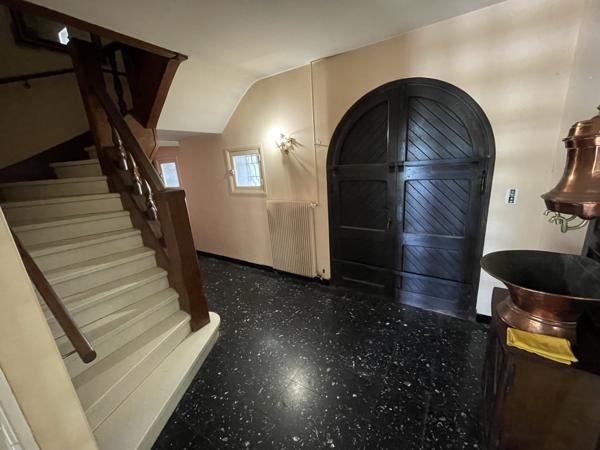 Villa 7 pièce(s) 4 chambre(s) 150 m²