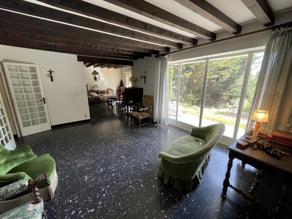 Villa 7 pièce(s) 4 chambre(s) 150 m²