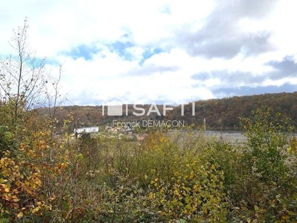 Terrain constructible de 27 ares