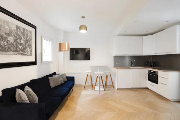 Appartement Paris 7e - ESPLANADE DES INVALIDES