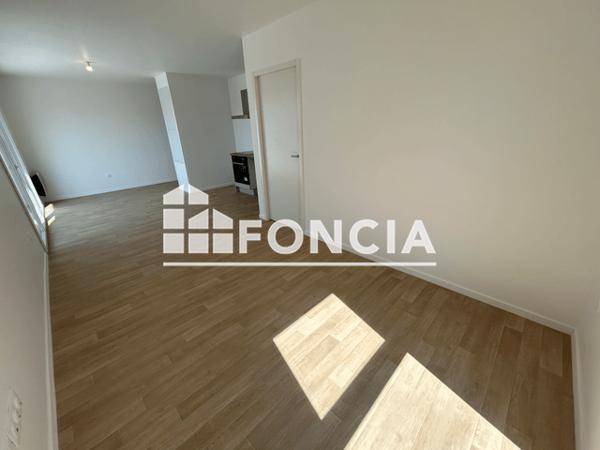 Location Appartement 2 pièces 48.1 m² - SENTE DU POMMERET Petit-couronne 76650