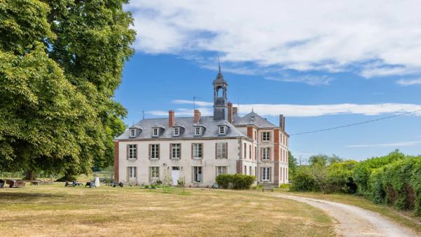 Château Saint-Fargeau - YONNE - PUISAYE