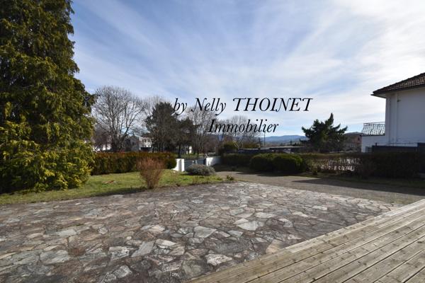 La Roche-Blanche (63670) Dépt.63, LA ROCHE BLANCHE, MAISON de plain pied, 94m2, véranda, garage, terrasse et terrain de 1233 m2