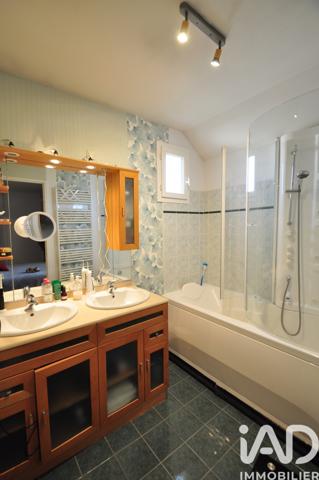 Maison à vendre 6 pièces 139 m² Montévrain