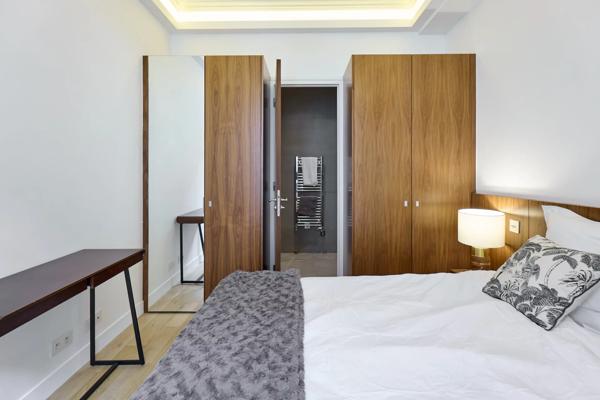 Appartement Paris 8e - CHAMPS-ÉLYSÉES