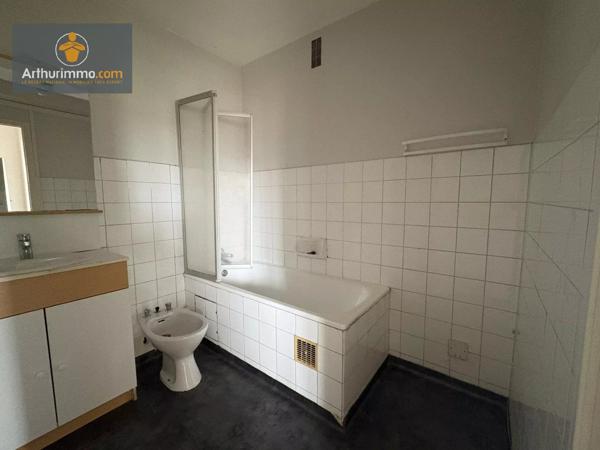 Location                                                      Appartement
                        
                     2 pièces                      43 m2                     à Marmande