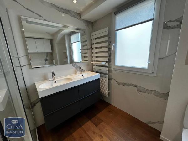 Appartement à louer 3 pièces 75.37m²