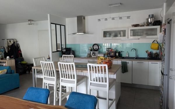 Appartement à vendre    3 pièces • 80,51 m2 Saint-Égrève