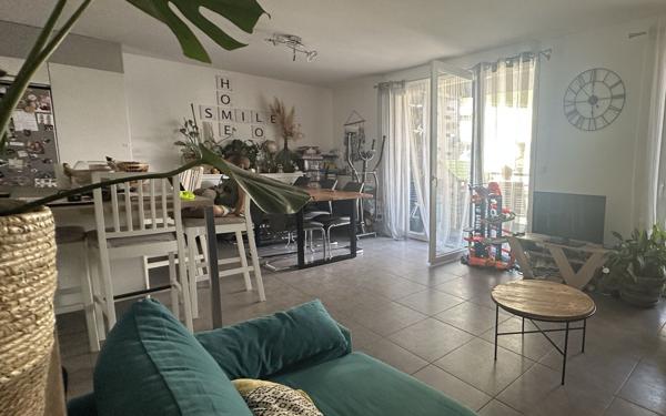 Appartement à vendre    3 pièces • 80,51 m2 Saint-Égrève
