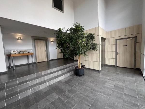 TYPE 4  DE 99,44 M² + BALCON DE 36M² + GARAGE 2V