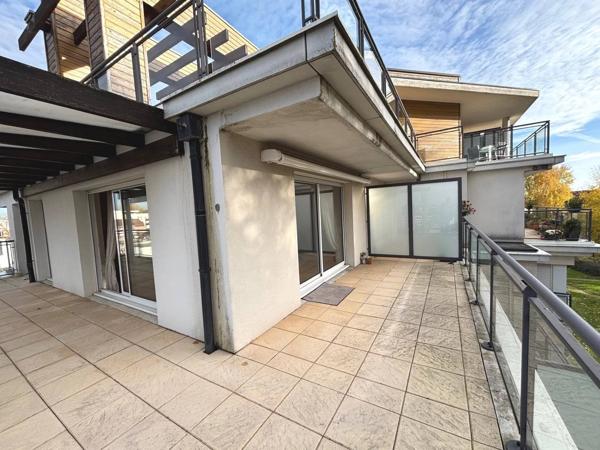 TYPE 4  DE 99,44 M² + BALCON DE 36M² + GARAGE 2V
