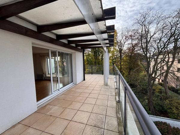 TYPE 4  DE 99,44 M² + BALCON DE 36M² + GARAGE 2V
