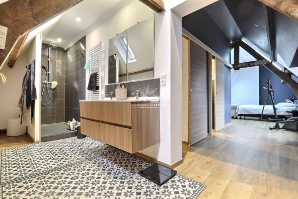 Maison spacieuse avec jardin, piscine et garage