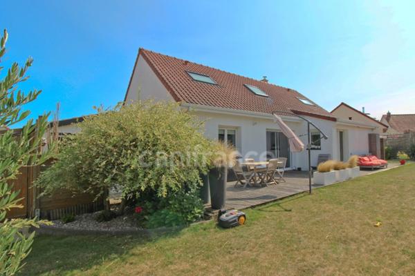 Maison à vendre - Wimereux - 5 pièces - jardin - garage - stationnement - 637 m²