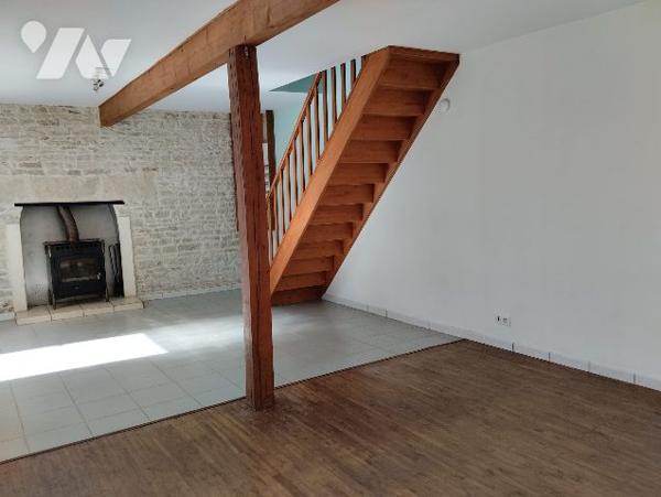 MAISON de 85 m² RENOVEE sur 932 m² de TERRAIN