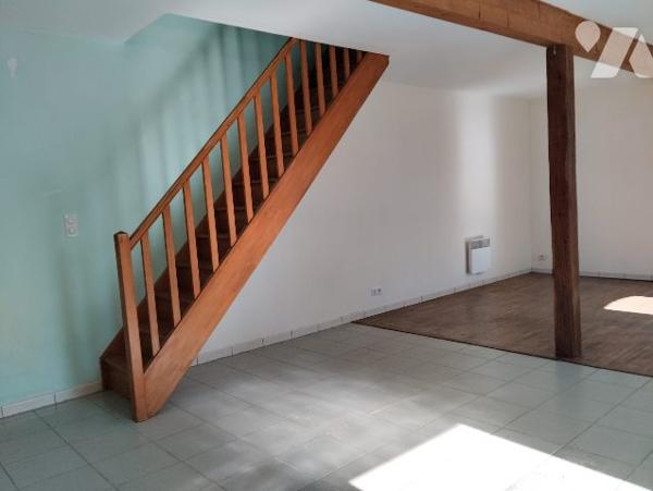 MAISON de 85 m² RENOVEE sur 932 m² de TERRAIN
