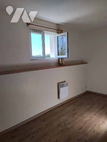 MAISON de 85 m² RENOVEE sur 932 m² de TERRAIN