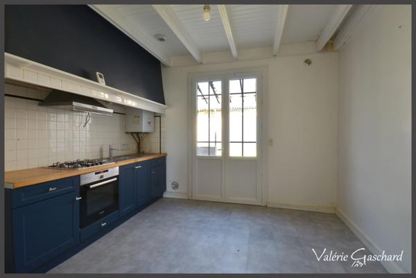 Maison à vendre 3 pièces SAINT SEURIN SUR L'ISLE (33)