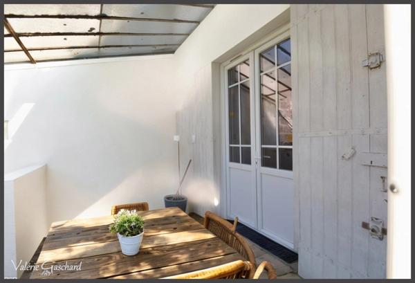 Maison à vendre 3 pièces SAINT SEURIN SUR L'ISLE (33)