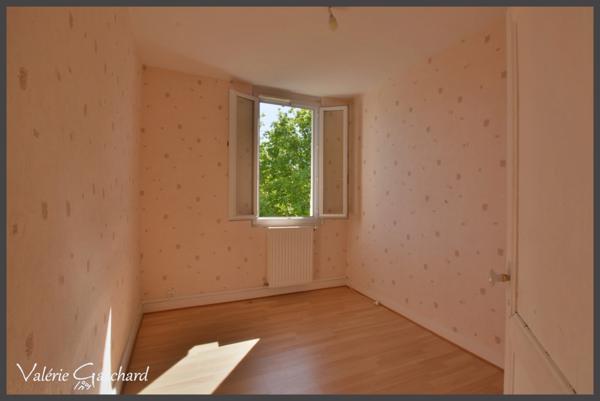 Maison à vendre 3 pièces SAINT SEURIN SUR L'ISLE (33)