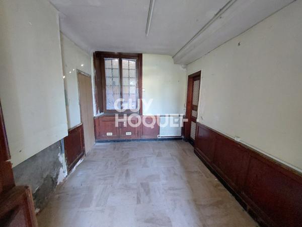 MAISON À VENDRE DE 7 PIÈCES DE 192,00 M²