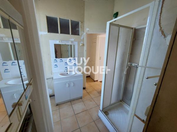 MAISON À VENDRE DE 7 PIÈCES DE 192,00 M²