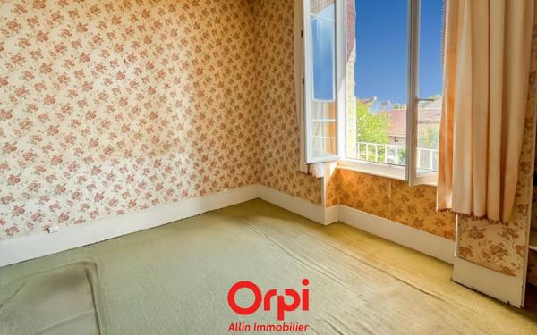 Appartement à vendre    4 pièces •  Montluçon