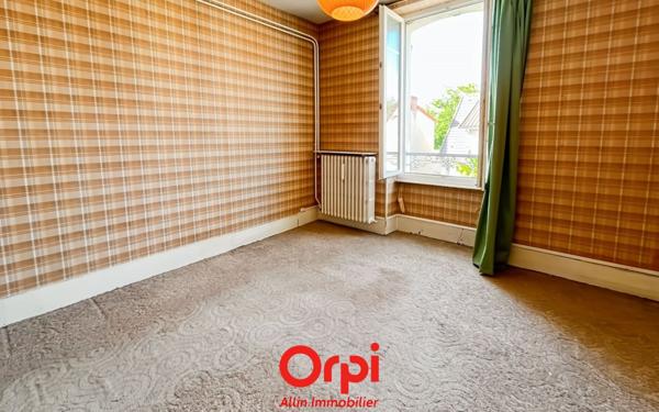 Appartement à vendre    4 pièces •  Montluçon