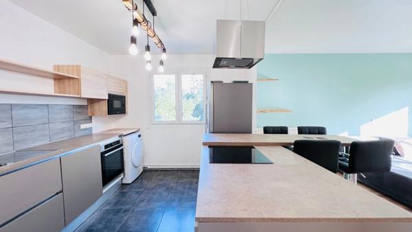 Dpt Finistère (29), à vendre QUIMPER appartement T3 meublé de 63 m² habitable - Cave.