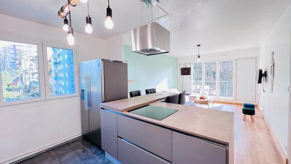 Dpt Finistère (29), à vendre QUIMPER appartement T3 meublé de 63 m² habitable - Cave.