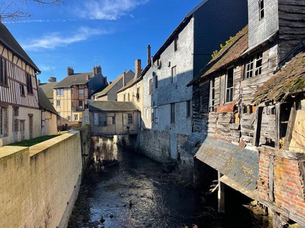 Immeuble Château Renard 3 pièces 110 m2