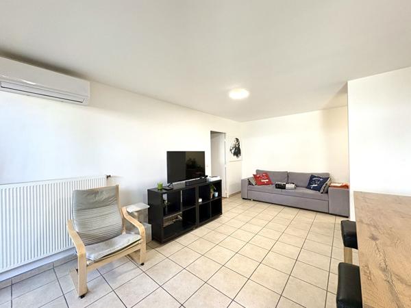 APPARTEMENT T3 , LUMINEUX , GARAGE , BON ETAT