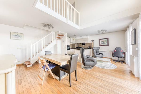 Appartement Emerainville 4 pièce(s) 90.4 m2