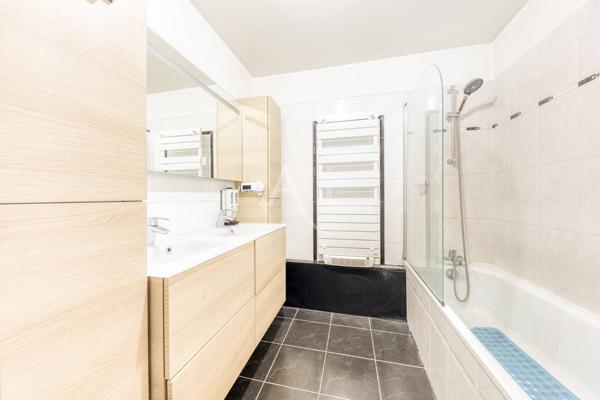 Appartement Emerainville 4 pièce(s) 90.4 m2