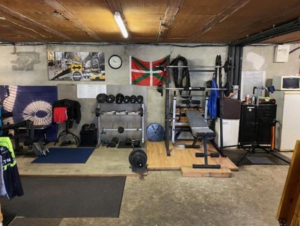 Maison familiale T6 de 176 m² et son studio indépendant de 34m² – Fonsorbes, parcelle arborée de 1500 m²