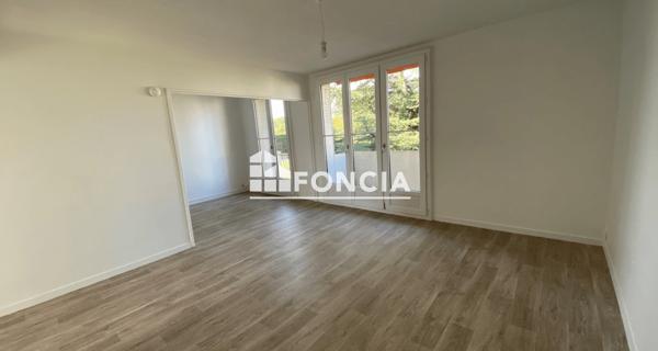 Location Appartement 4 pièces 66.3 m² - Talence 33400