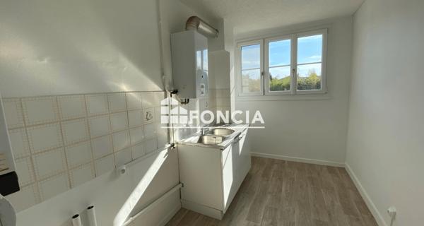 Location Appartement 4 pièces 66.3 m² - Talence 33400