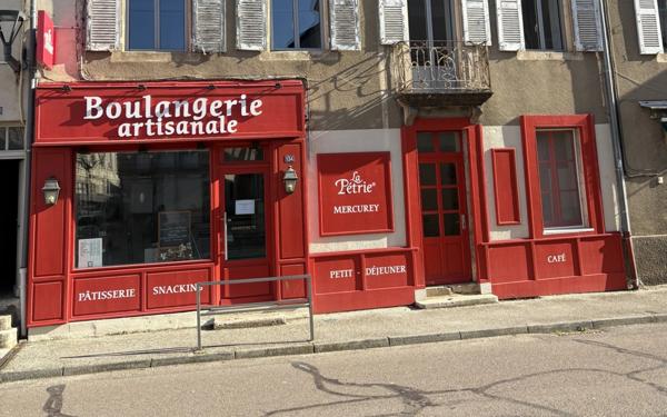 Local tous commerces avec possibilité d’acquérir les murs à MERCUREY (71)